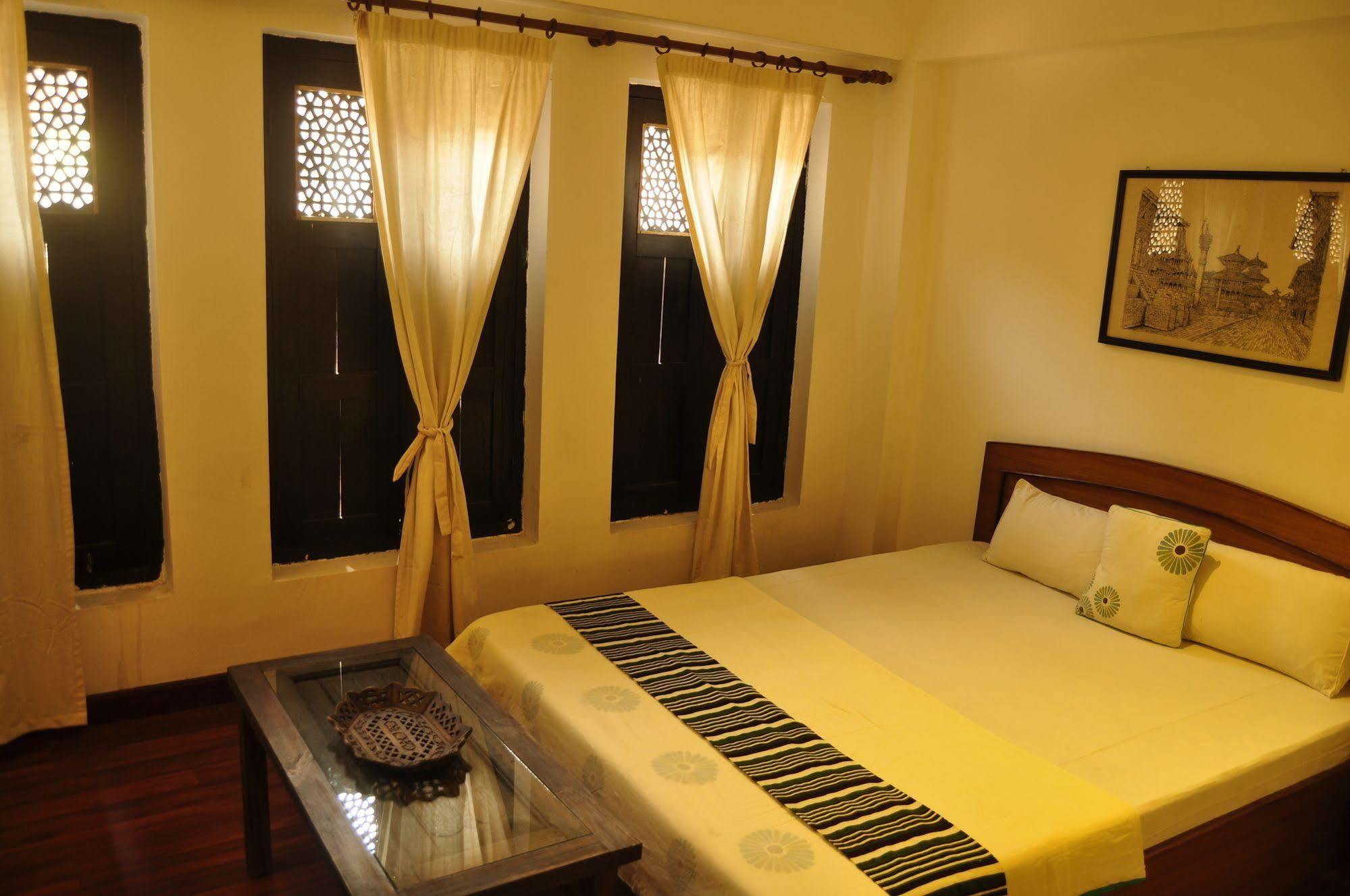 Peacock Guest House Bhatgoan Exterior foto